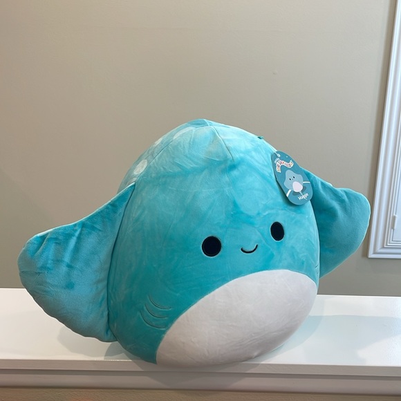 NWT 14” Maggie the Stingray Squishmallow - Picture 2 of 5